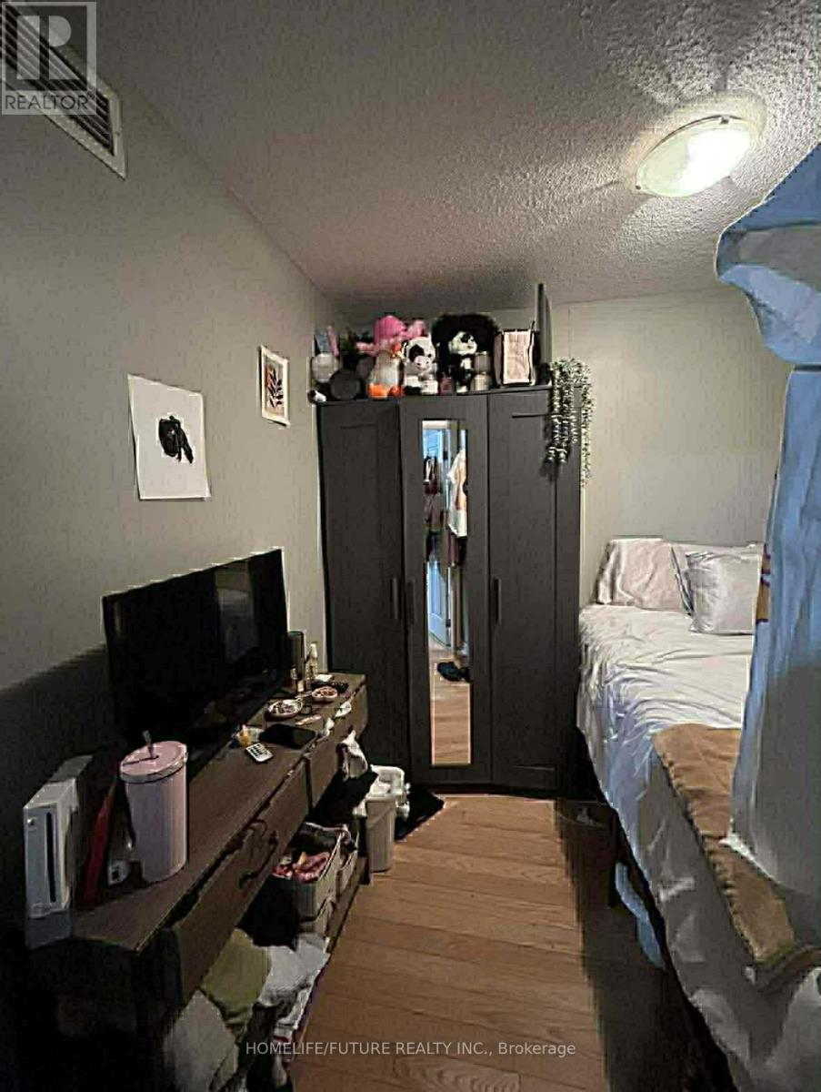 532 - 250 Wellington Street W, Toronto, Ontario  M5V 3P6 - Photo 4 - C12557266