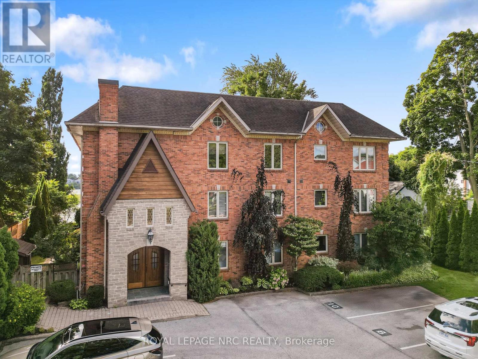 101 - 55 Main Street, St. Catharines, Ontario  L2N 4T8 - Photo 2 - X12573620