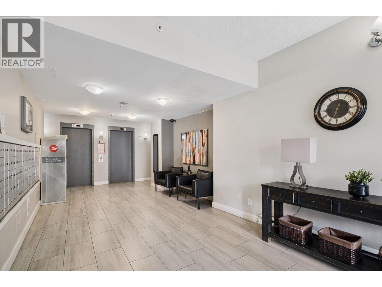 1402 828 Agnes Street, New Westminster, British Columbia  V3M 6R4 - Photo 4 - R3069779