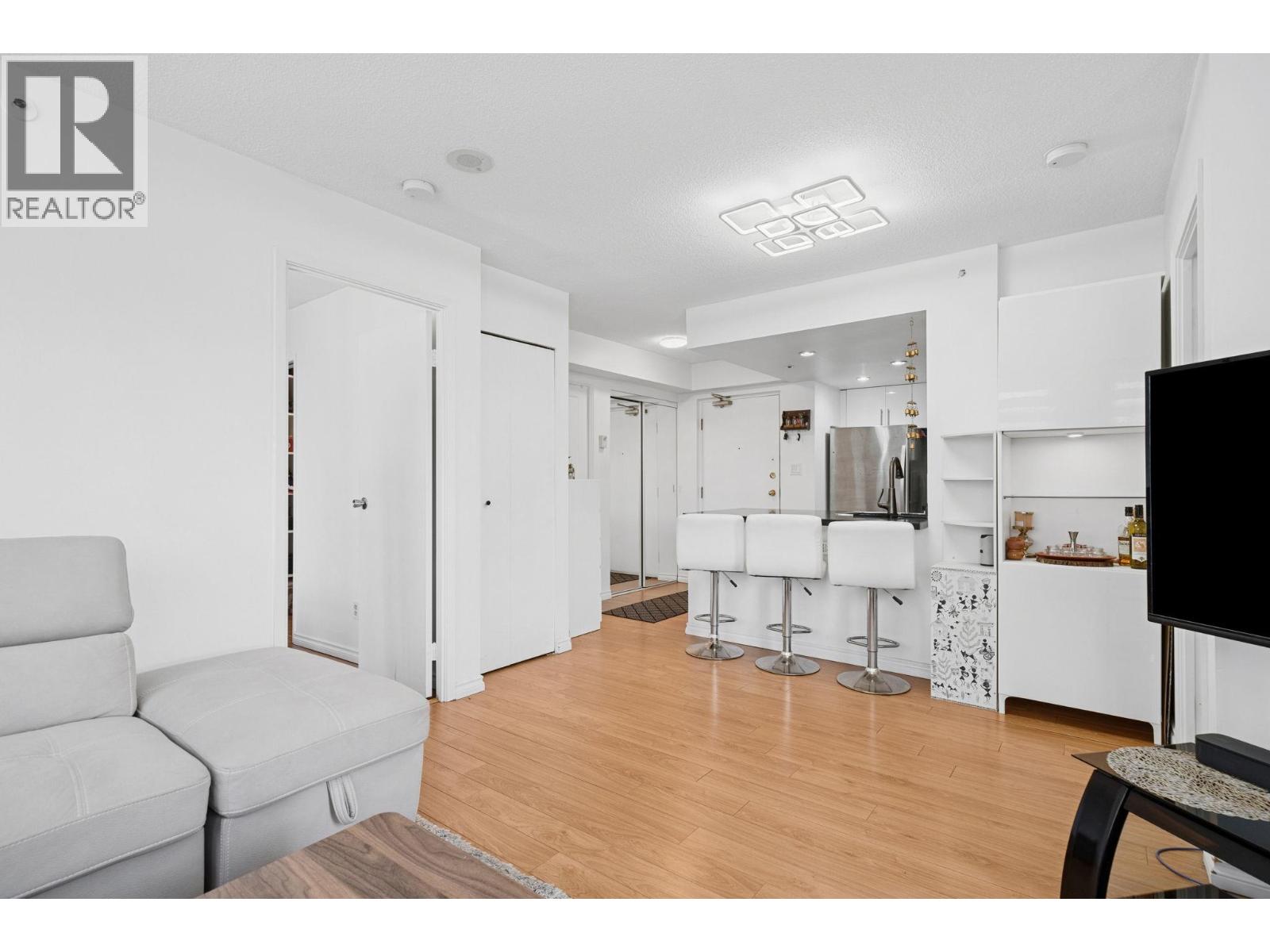 1402 828 Agnes Street, New Westminster, British Columbia  V3M 6R4 - Photo 9 - R3069779