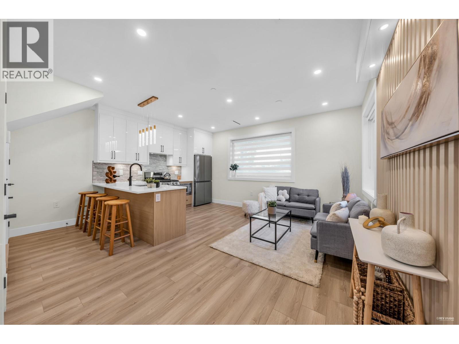 2 2703 East 3rd Avenue, Vancouver, British Columbia  V5M 1H3 - Photo 9 - R3069789