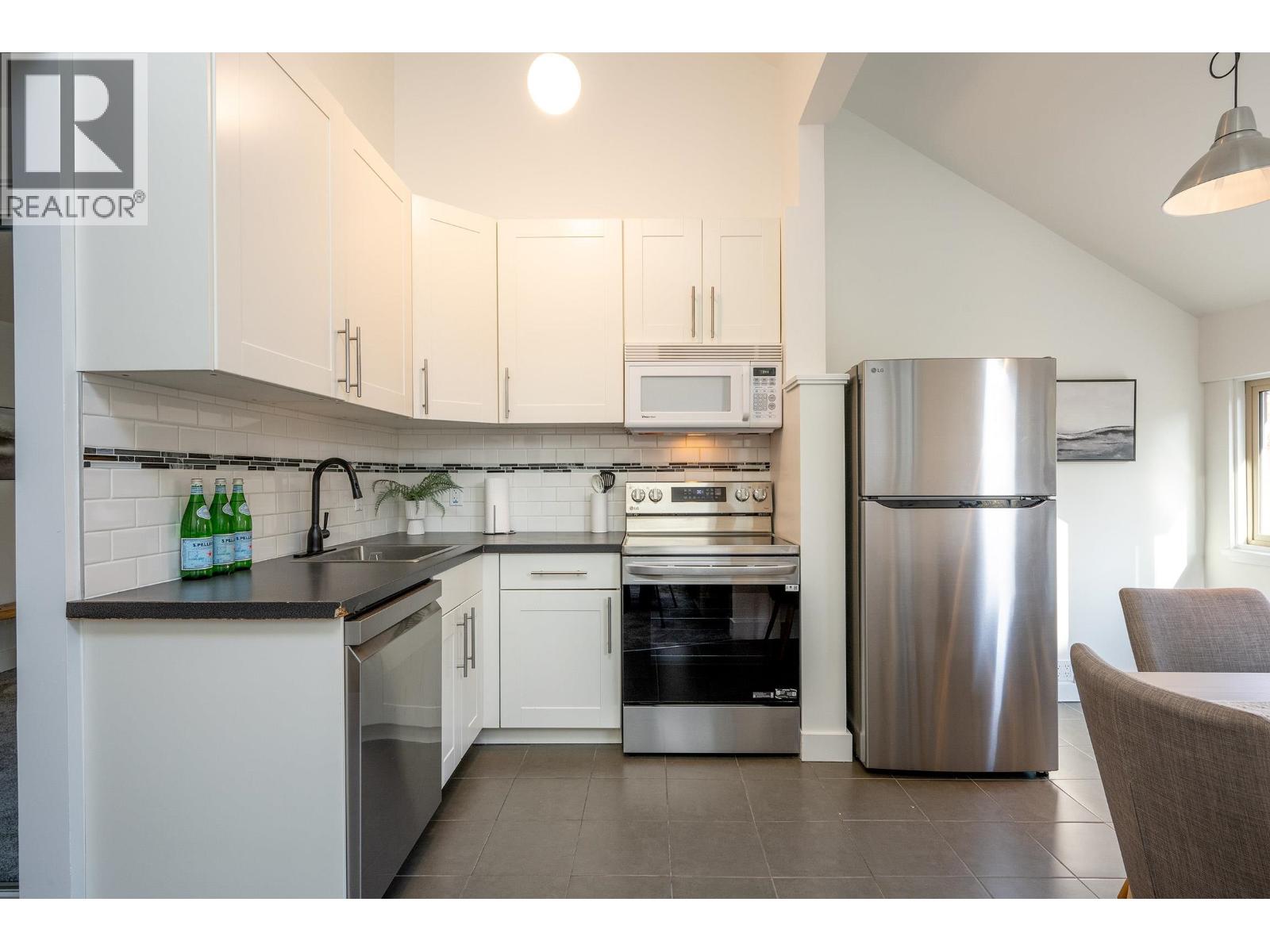 30 2110 Whistler Road, Whistler, British Columbia  V8E 0A6 - Photo 5 - R3069800