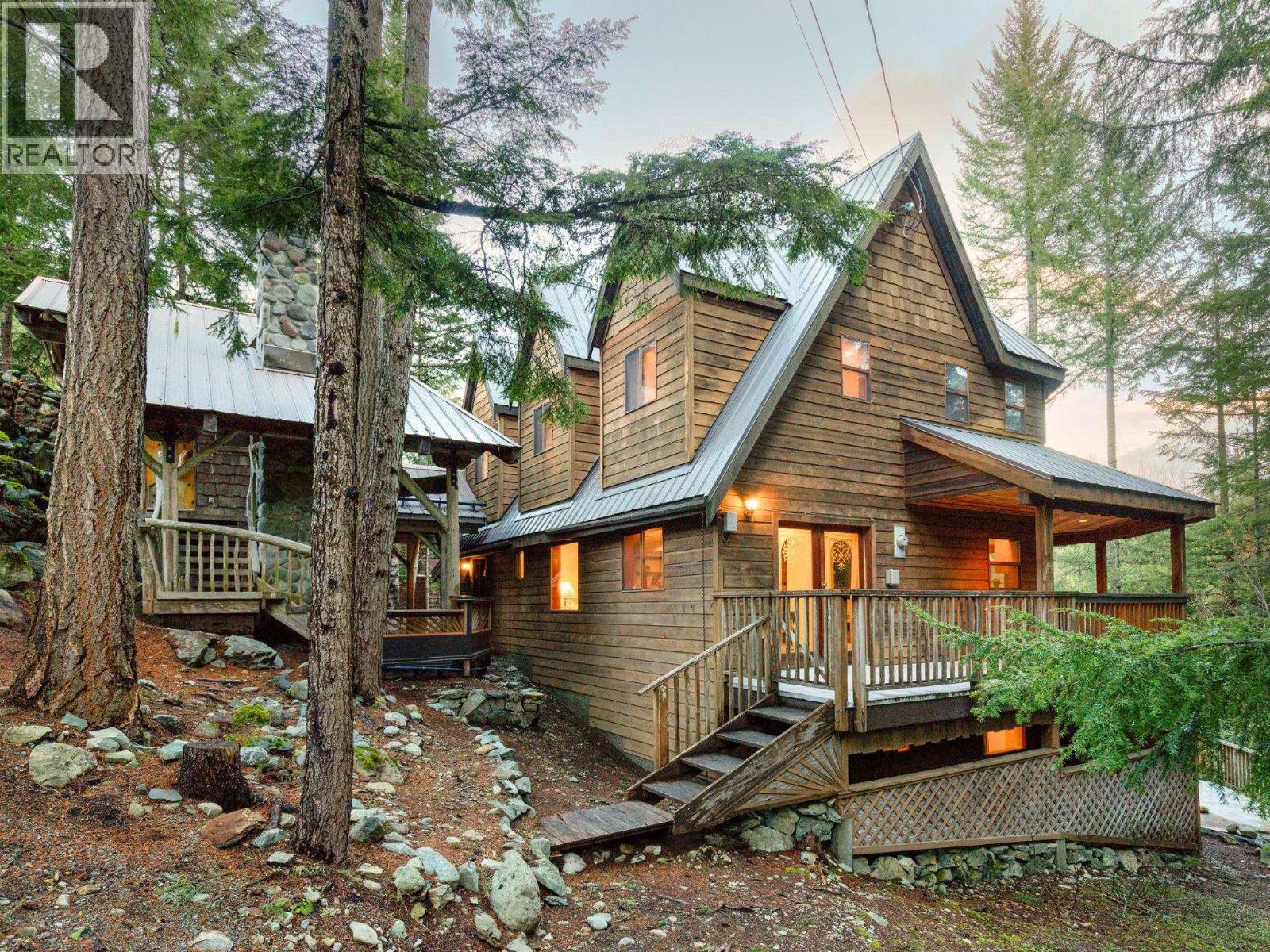 9249 Pinetree Lane, Whistler, British Columbia  V8E 0G5 - Photo 34 - R3069804