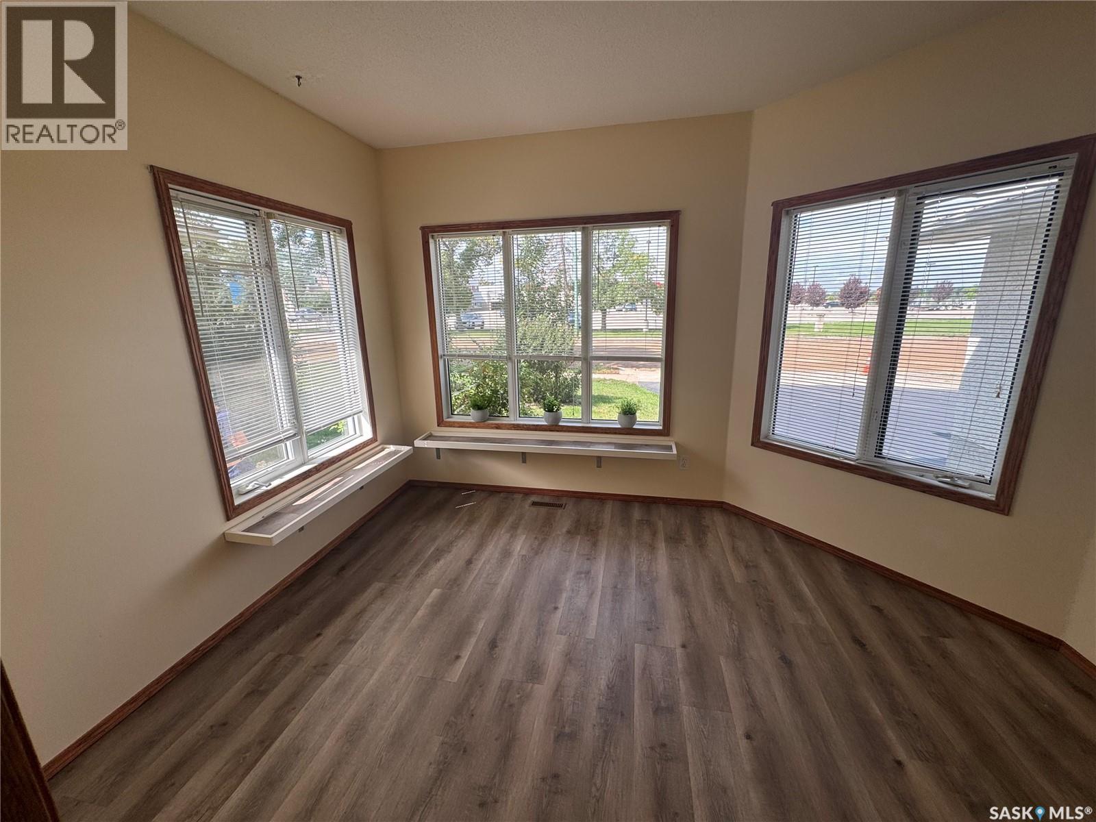 638 King Street, Weyburn, Saskatchewan  S4H 0P7 - Photo 5 - SK015920