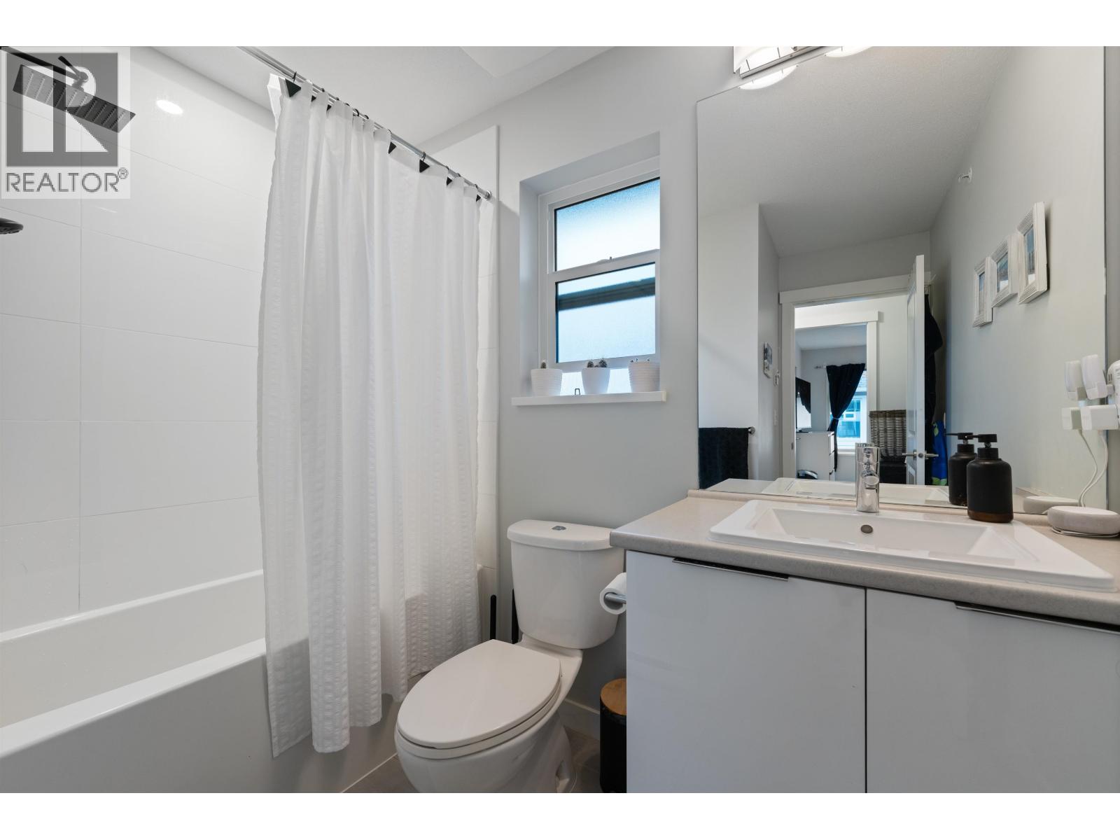 1904 11295 Pazarena Place, Maple Ridge, British Columbia  V2X 4K9 - Photo 13 - R3069811