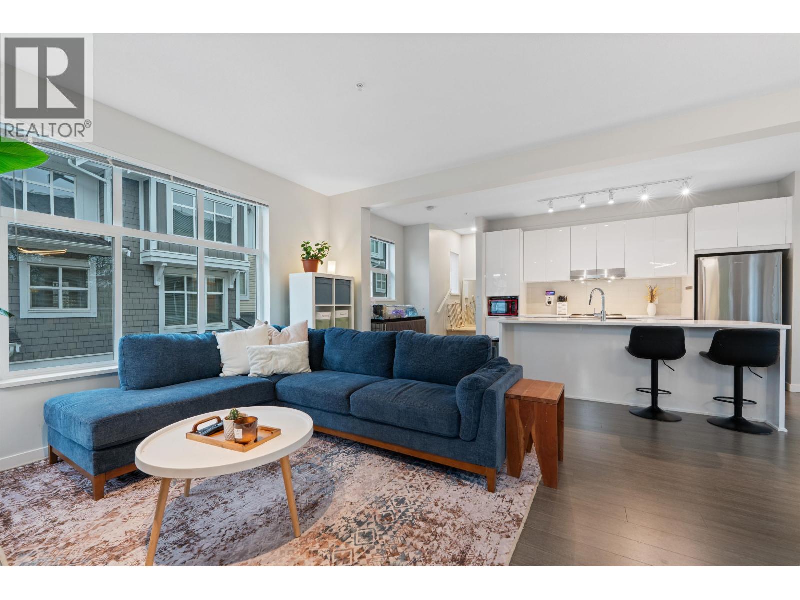 1904 11295 Pazarena Place, Maple Ridge, British Columbia  V2X 4K9 - Photo 5 - R3069811