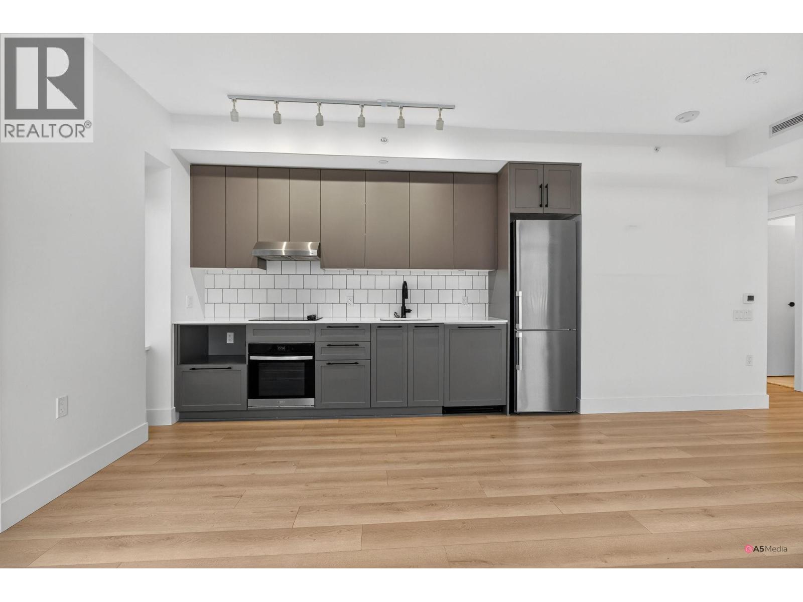 702 8750 University Crescent, Burnaby, British Columbia  V5A 0G9 - Photo 11 - R3069134