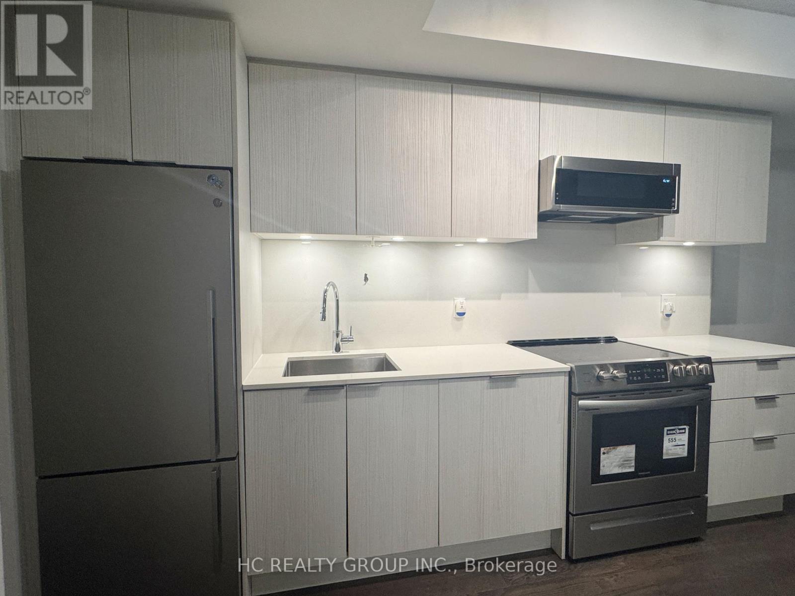 904 - 25 Richmond Street E, Toronto, Ontario  M5C 0A6 - Photo 3 - C12573634