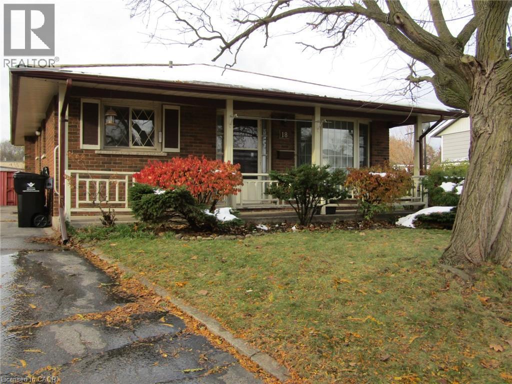 18 FOSTER Crescent, Cambridge, Ontario