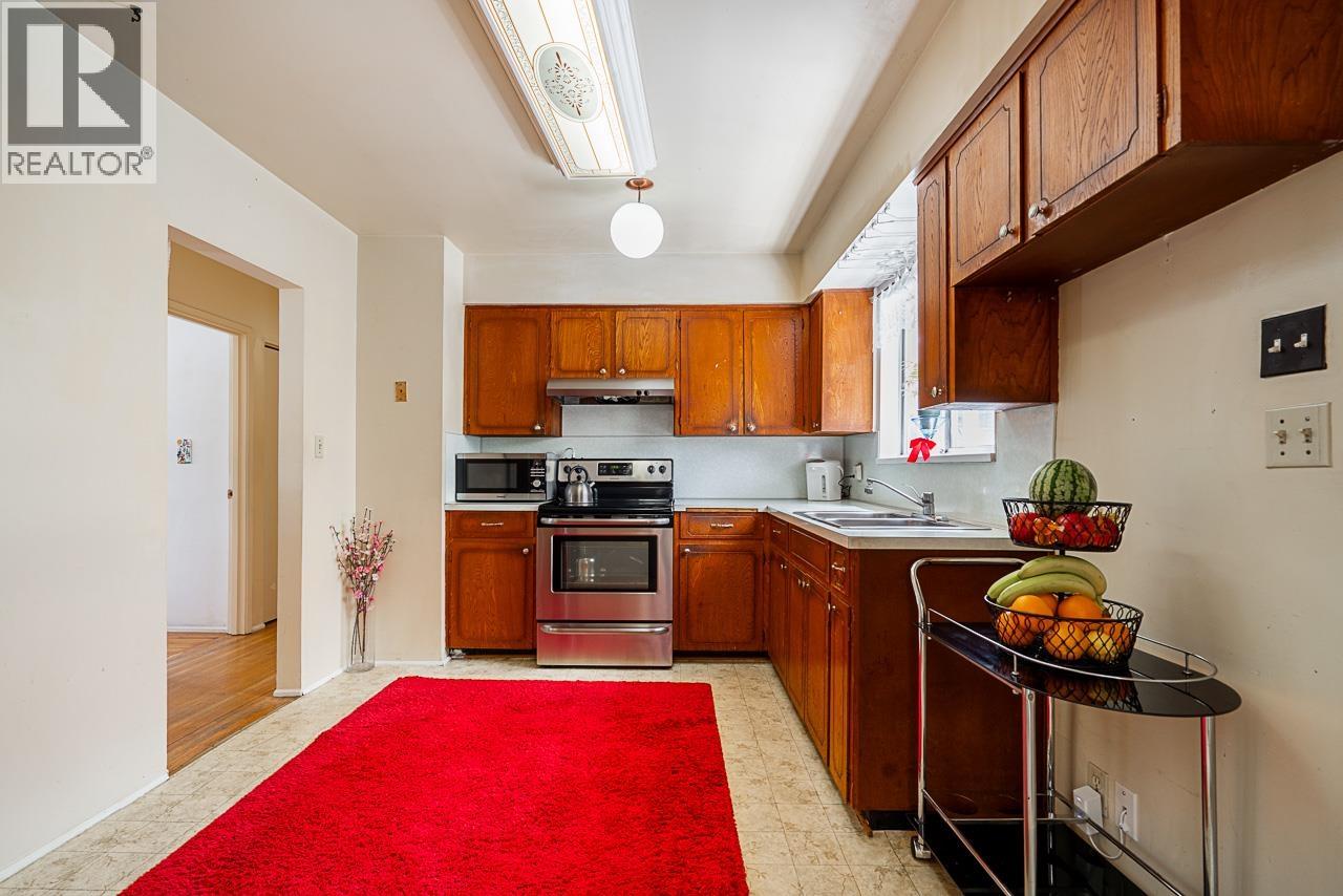 2294 Austin Avenue, Coquitlam, British Columbia  V3K 3S1 - Photo 7 - R3069622