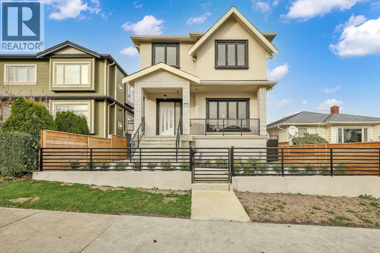 3073 E 3rd Avenue, Vancouver, British Columbia  V5M 1H9 - Photo 3 - R3069593