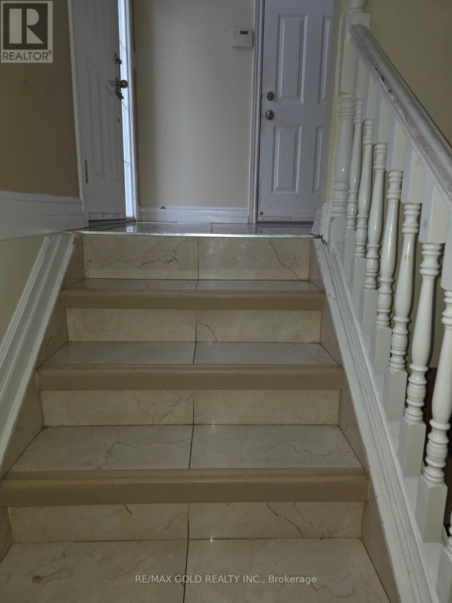 975 Albert Road, Windsor, Ontario  N8Y 3P1 - Photo 12 - X12391031