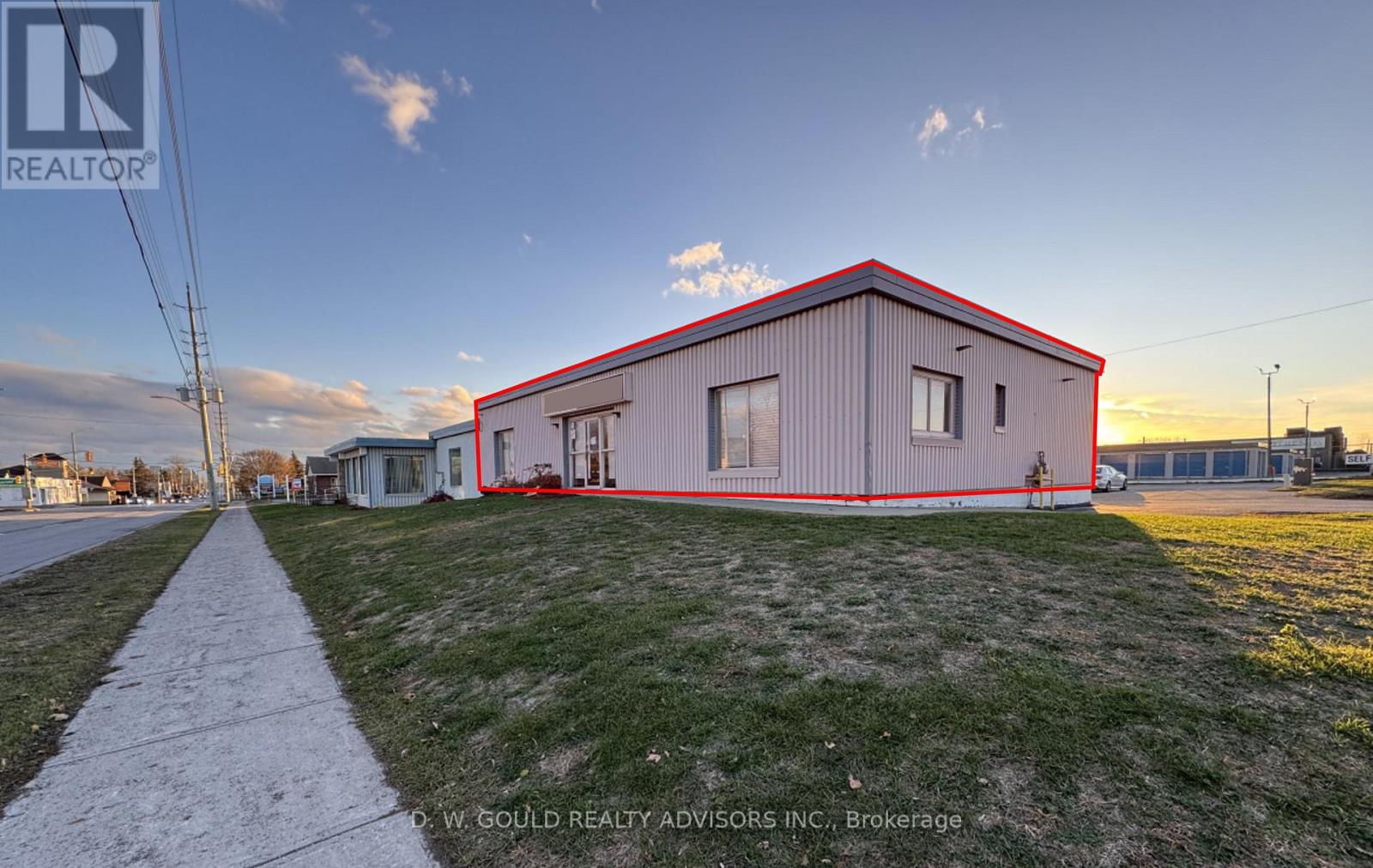 330 SIDNEY STREET, Belleville, Ontario