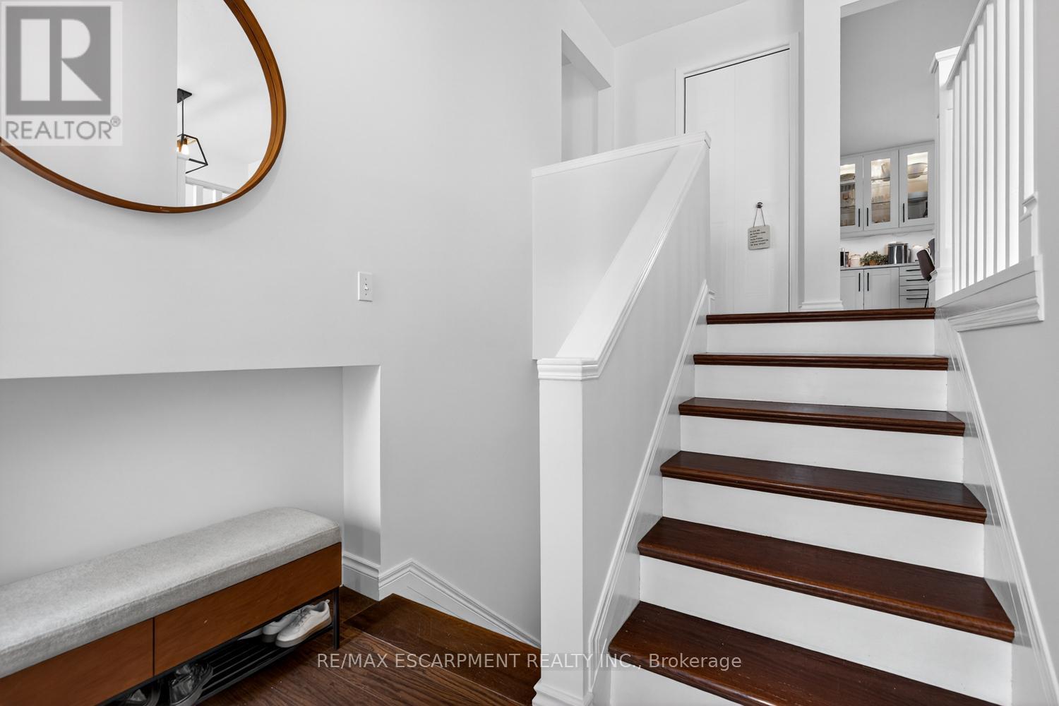 7 Anderson Crescent, West Lincoln, Ontario  L0R 2A0 - Photo 6 - X12573610