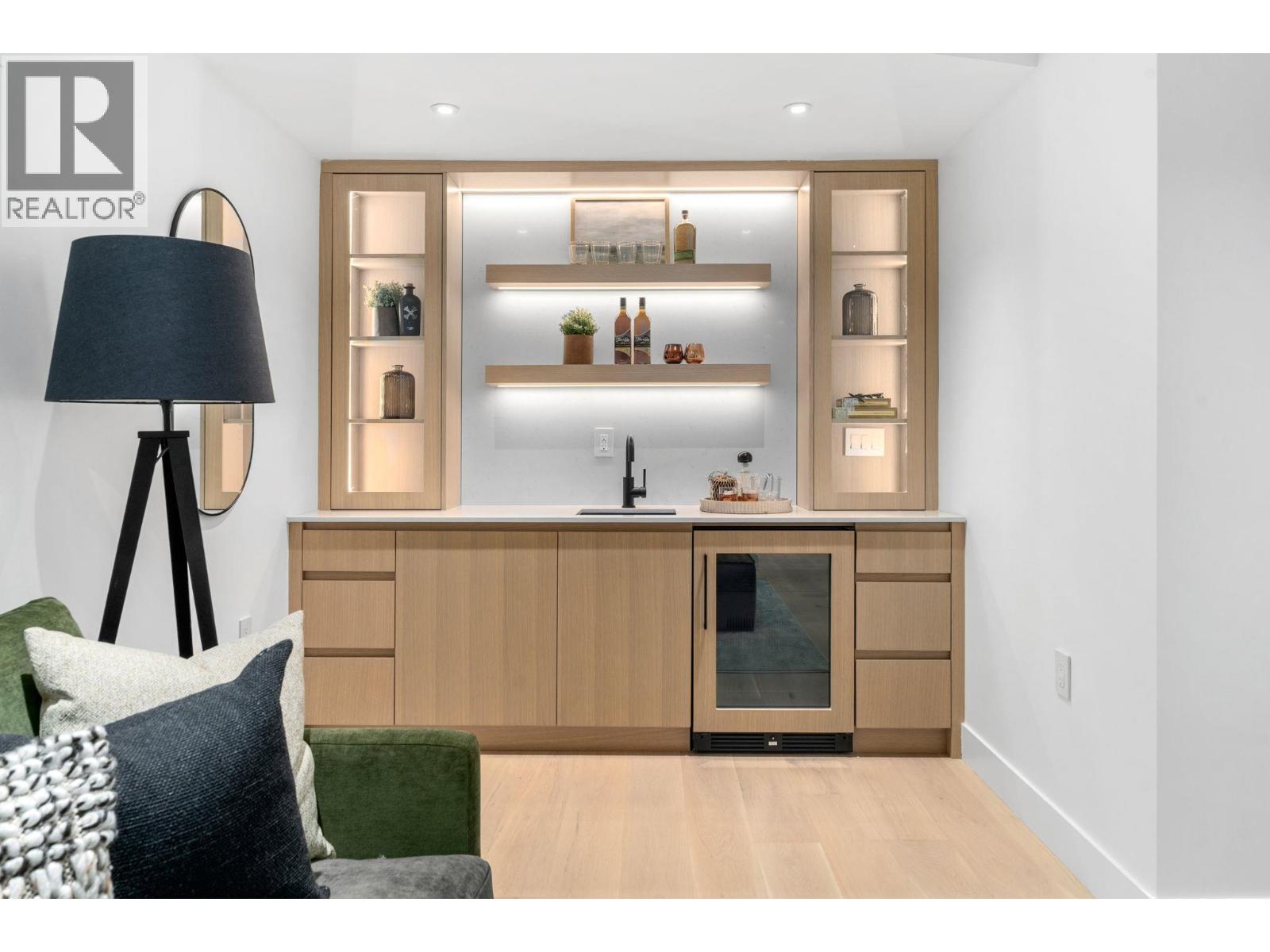 3679 Pandora Street, Vancouver, British Columbia  V5K 1X1 - Photo 27 - R3069690