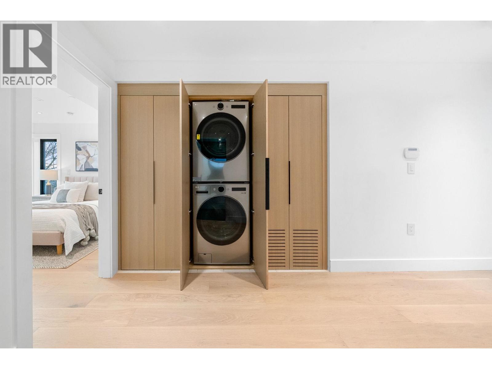 3679 Pandora Street, Vancouver, British Columbia  V5K 1X1 - Photo 33 - R3069690