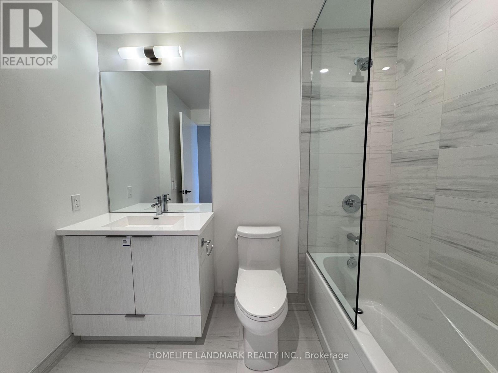 2215 - 8 Interchange Way, Vaughan, Ontario  L4K 0R2 - Photo 12 - N12568812