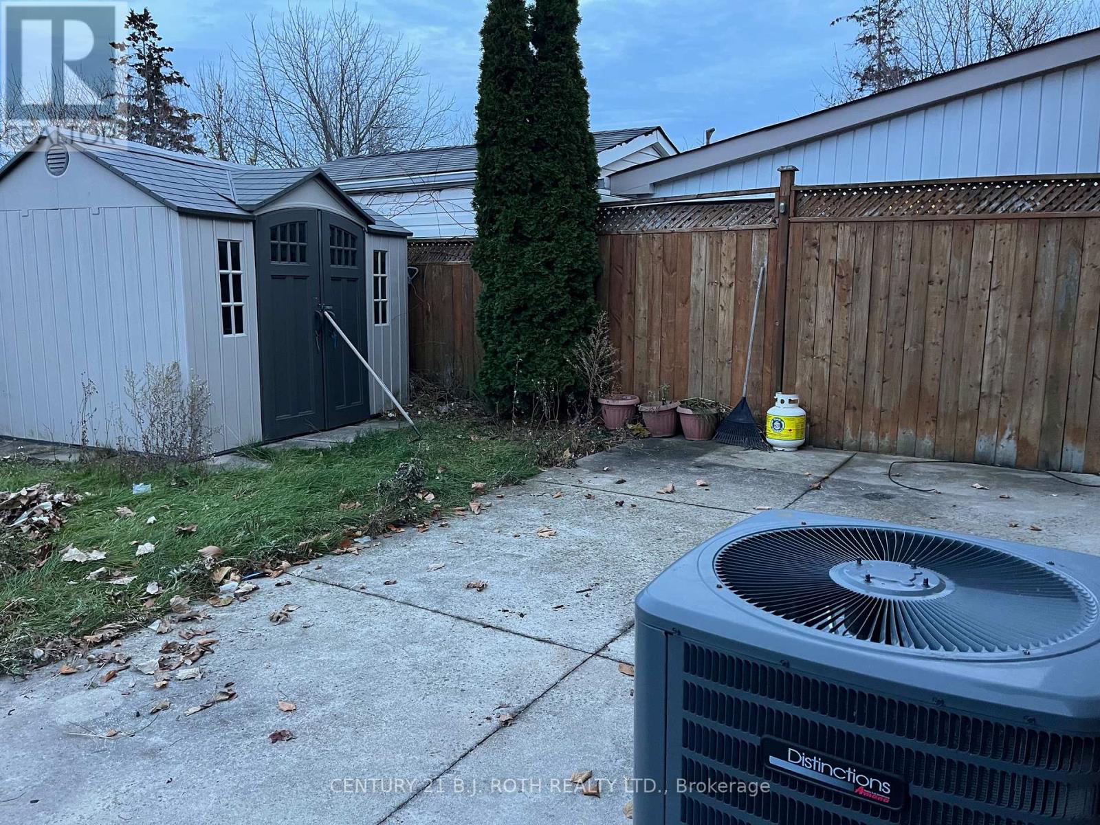 33 Bimini Crescent W, Toronto, Ontario  M3N 1S1 - Photo 19 - W12573058