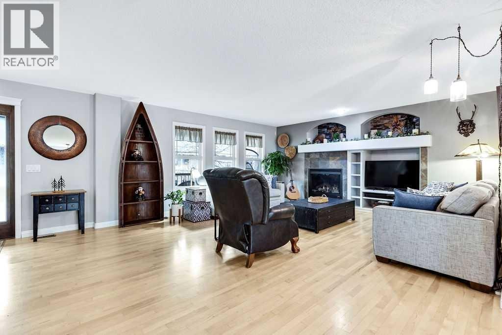 208 Prestwick Manor Se, Calgary, Alberta  T2Z 4S5 - Photo 4 - A2270541