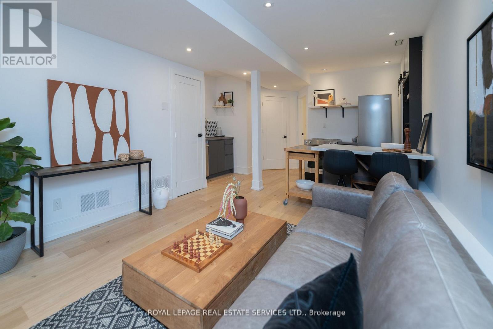 Lower - 10 Wilfrid Avenue, Toronto, Ontario  M4S 2H9 - Photo 13 - C12573650