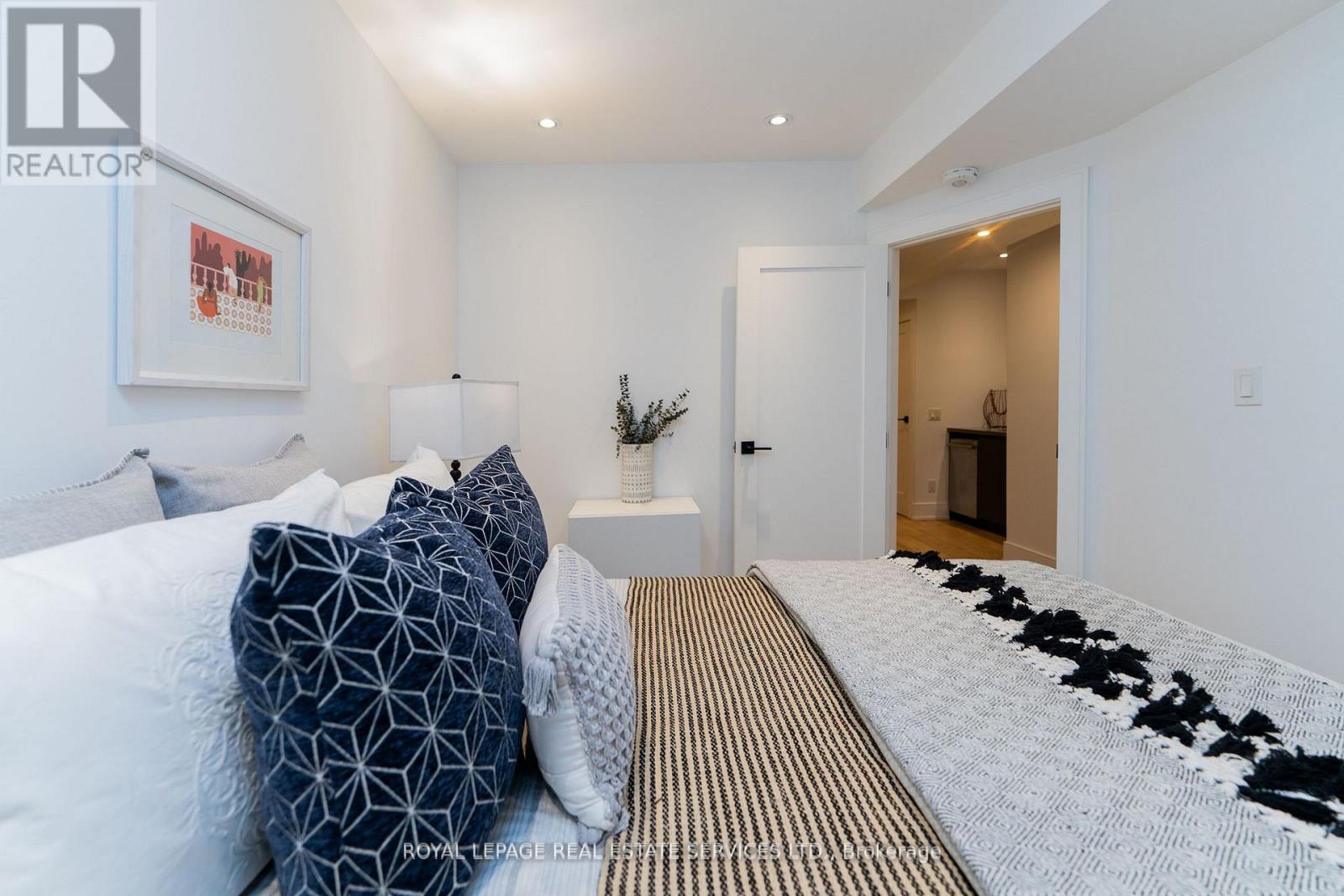 Lower - 10 Wilfrid Avenue, Toronto, Ontario  M4S 2H9 - Photo 30 - C12573650