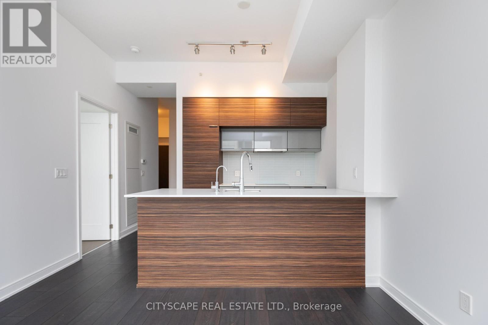 4601 - 88 Scott Street, Toronto, Ontario  M5E 0A9 - Photo 5 - C12573654