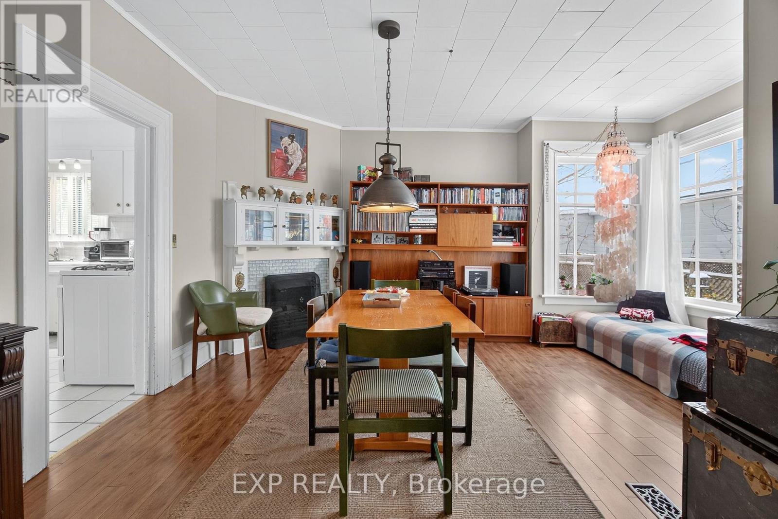 372 Main Street, Prince Edward County, Ontario  K0K 3L0 - Photo 12 - X12538820