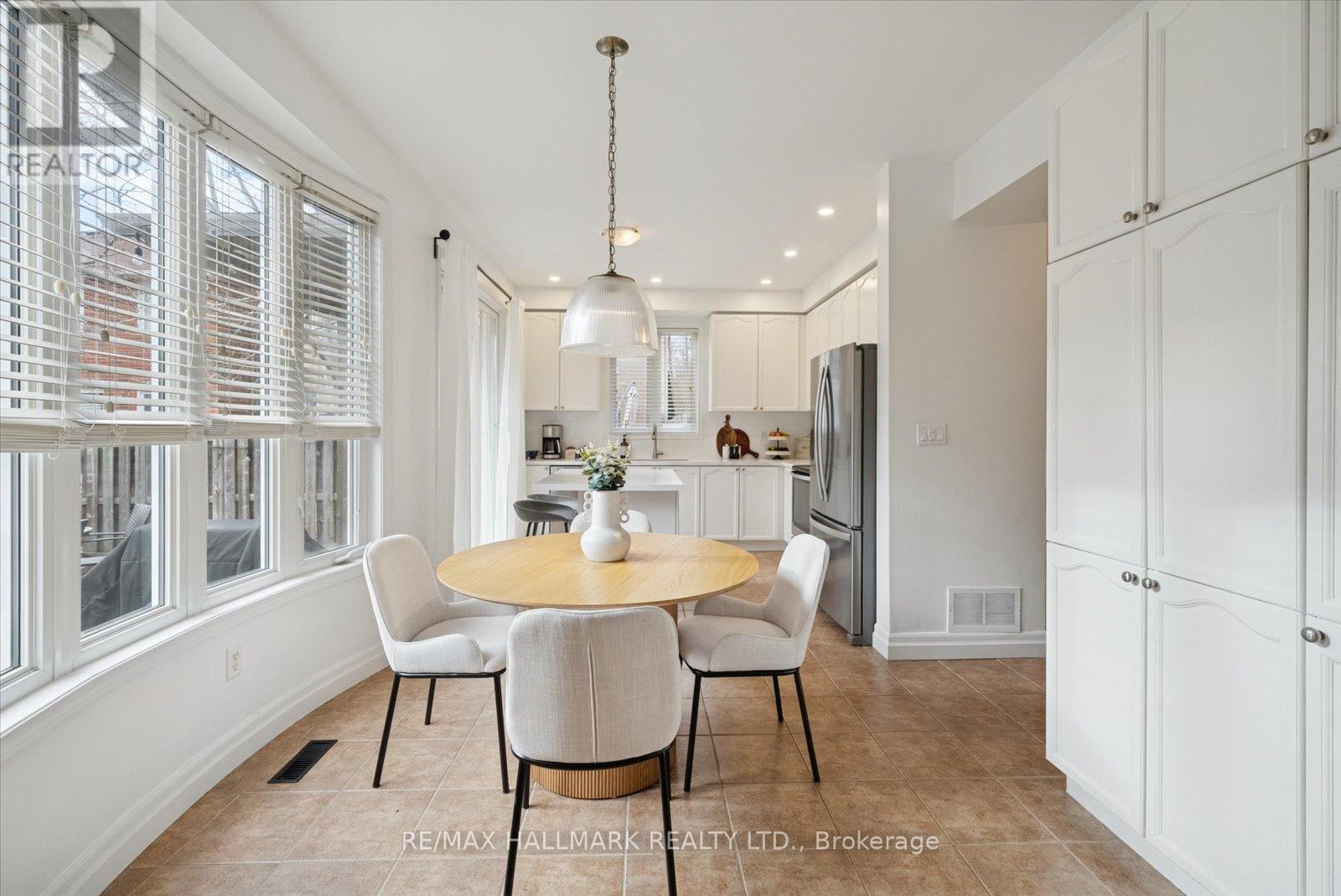 77 Fred Silvester Road, Whitchurch-Stouffville, Ontario  L4A 0J6 - Photo 17 - N12573646