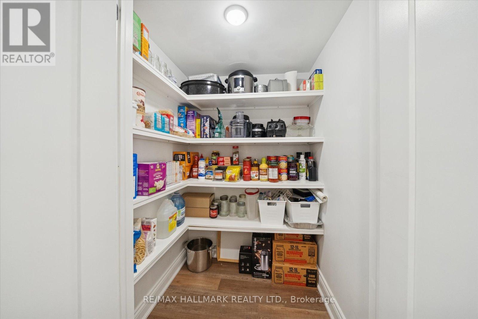 77 Fred Silvester Road, Whitchurch-Stouffville, Ontario  L4A 0J6 - Photo 18 - N12573646