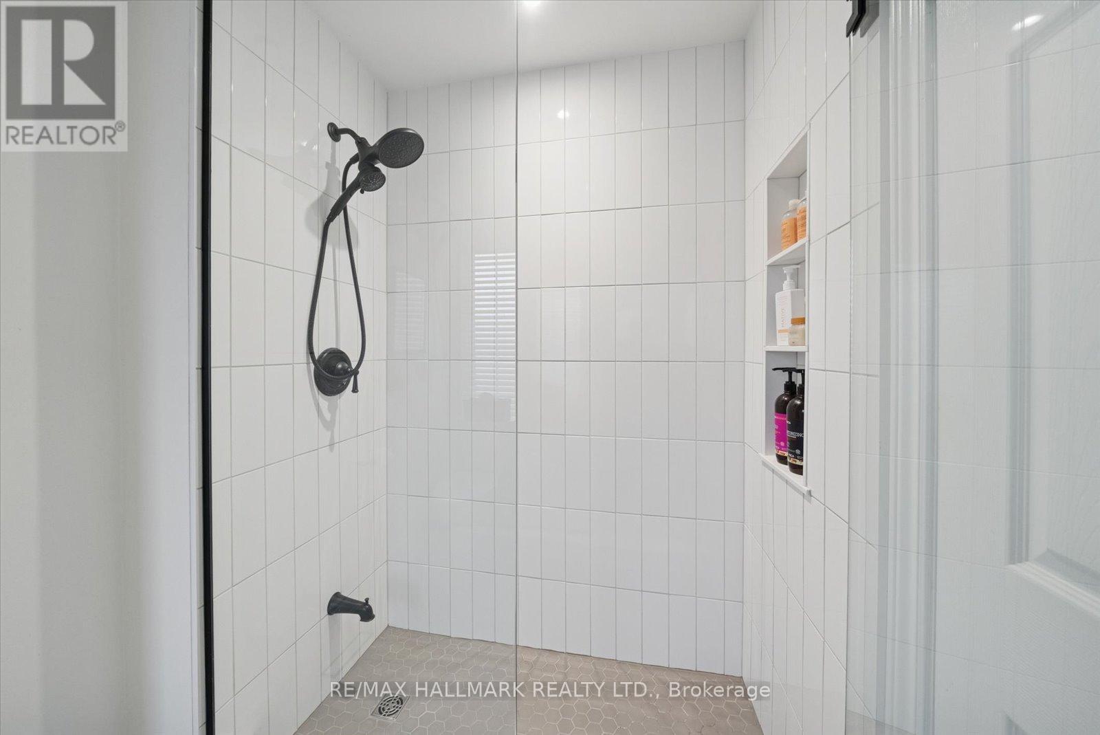 77 Fred Silvester Road, Whitchurch-Stouffville, Ontario  L4A 0J6 - Photo 29 - N12573646