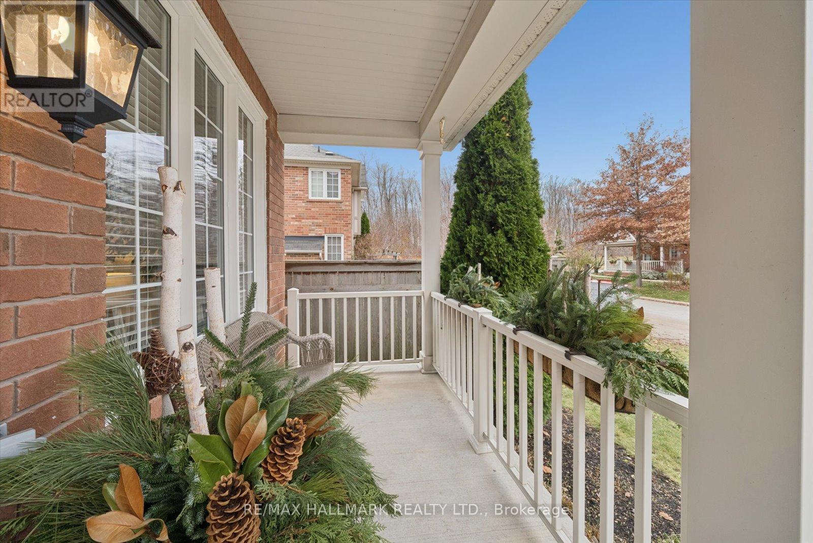 77 Fred Silvester Road, Whitchurch-Stouffville, Ontario  L4A 0J6 - Photo 3 - N12573646