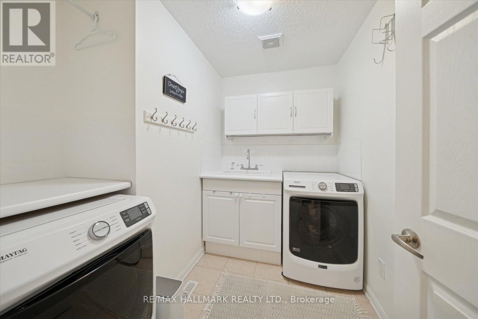 77 Fred Silvester Road, Whitchurch-Stouffville, Ontario  L4A 0J6 - Photo 35 - N12573646