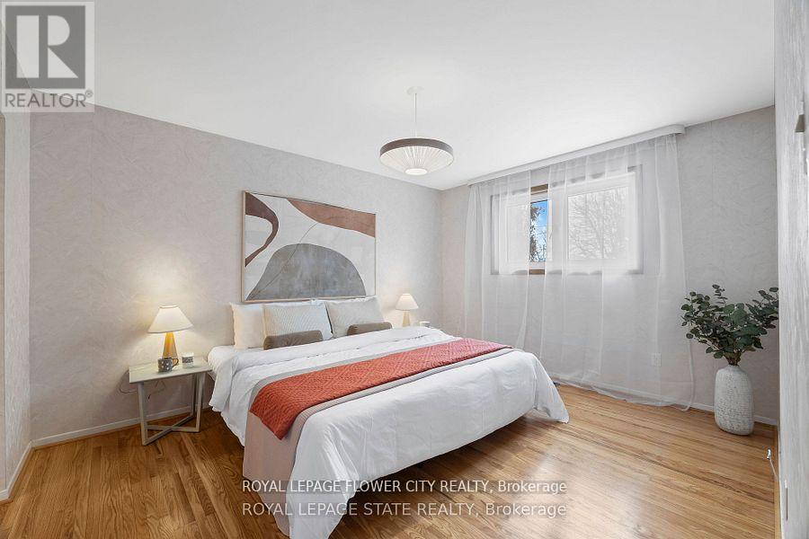 5 Bromley Crescent Ne, Brampton, Ontario  L6T 1Z2 - Photo 12 - W12573688