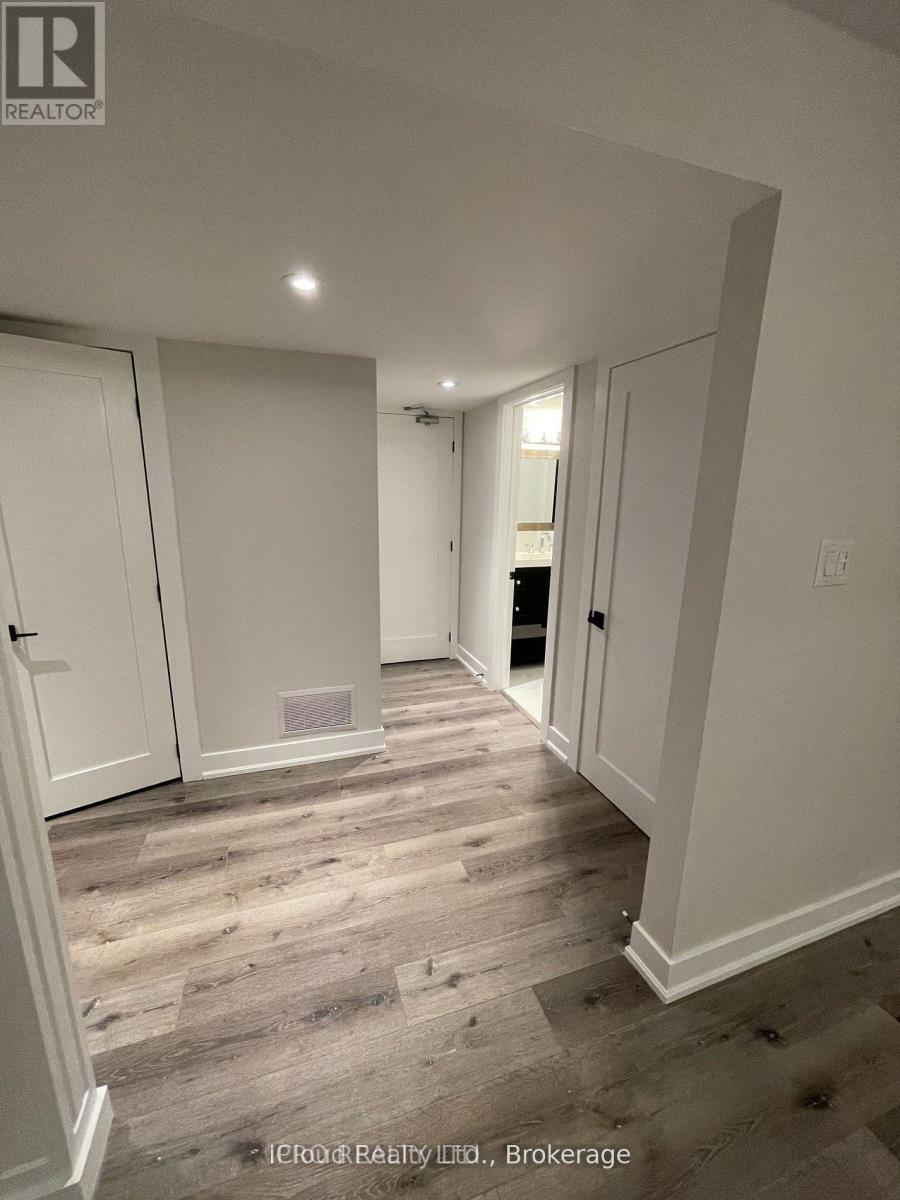 Bsmt - 450 North Park Boulevard, Oakville, Ontario L6M 1N3 - Photo 12 - W12573652