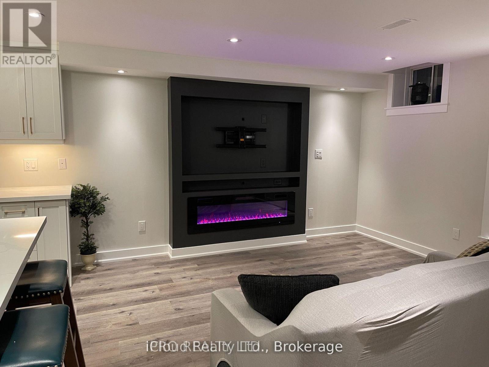 Bsmt - 450 North Park Boulevard, Oakville, Ontario L6M 1N3 - Photo 7 - W12573652