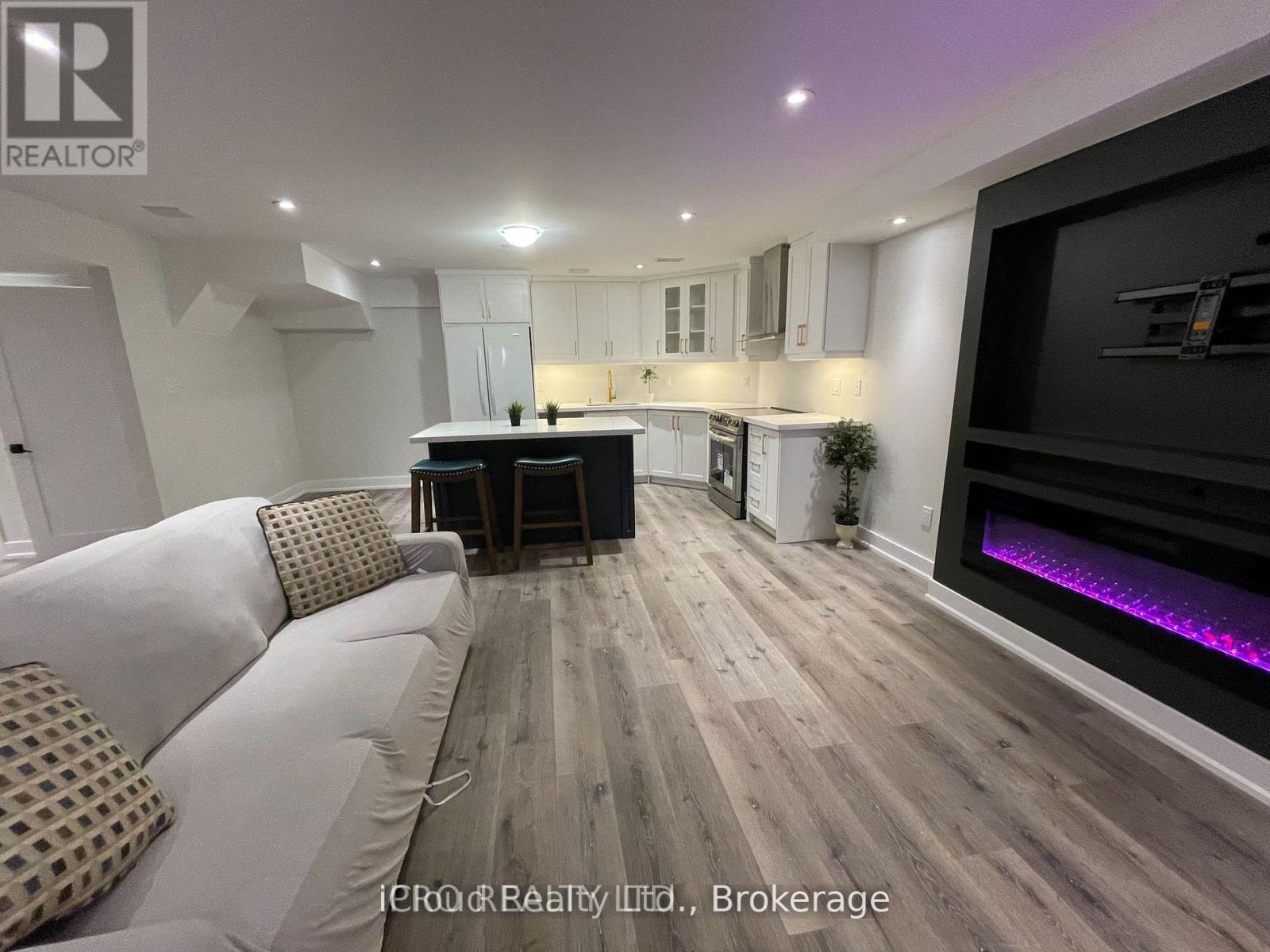 Bsmt - 450 North Park Boulevard, Oakville, Ontario L6M 1N3 - Photo 5 - W12573652