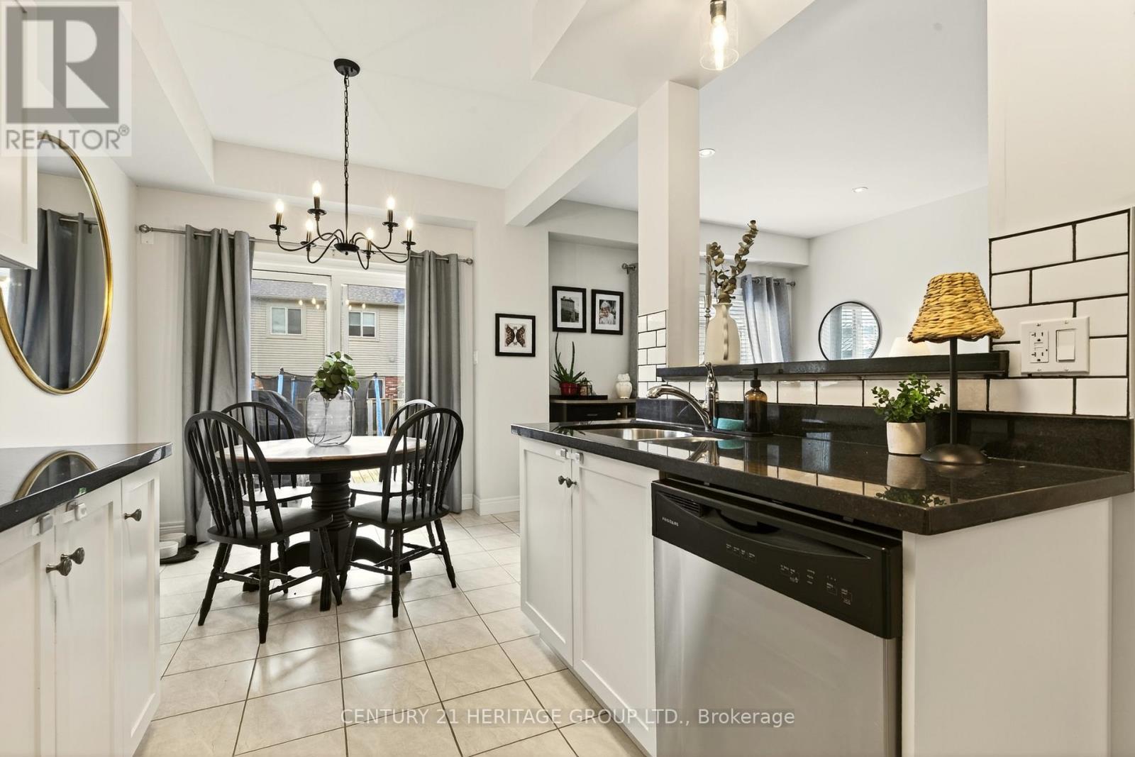 263 Pumpkin Pass, Hamilton, Ontario  L0R 1C0 - Photo 14 - X12573638