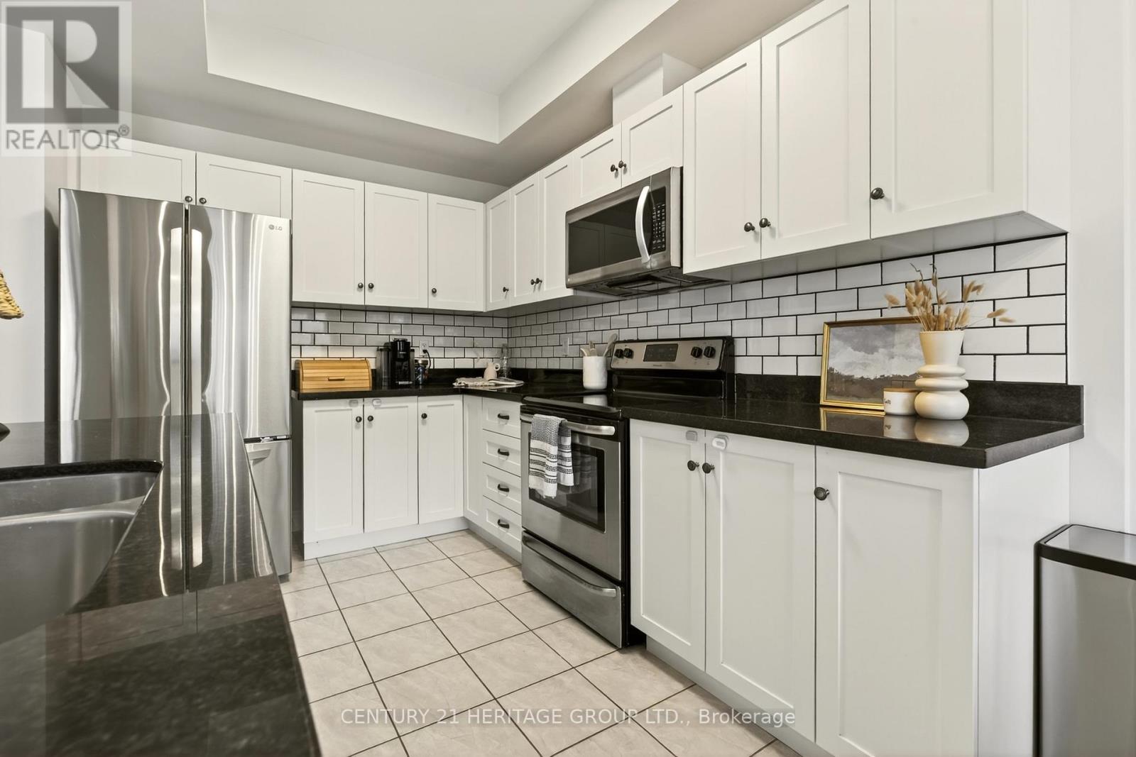 263 Pumpkin Pass, Hamilton, Ontario  L0R 1C0 - Photo 18 - X12573638