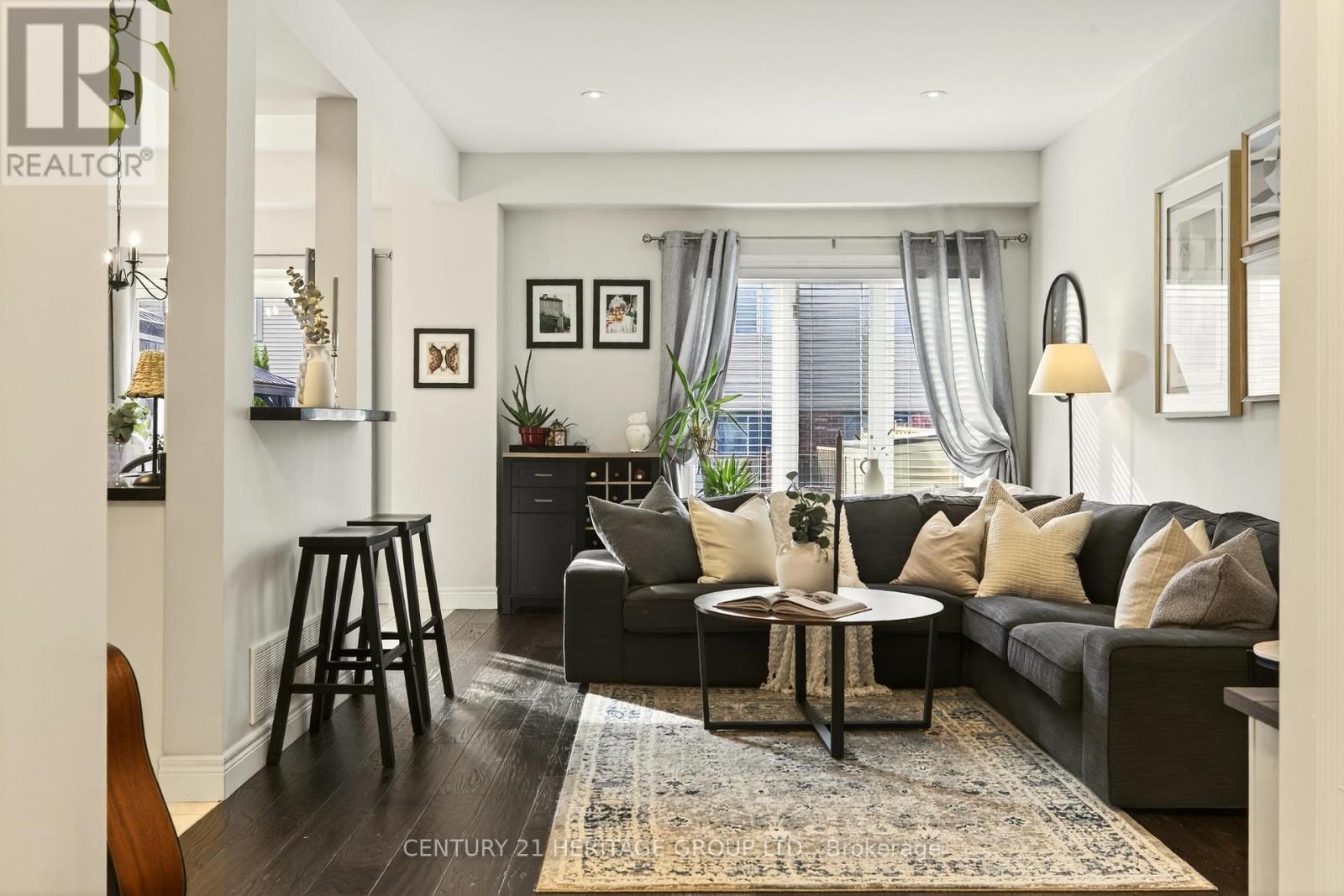 263 Pumpkin Pass, Hamilton, Ontario  L0R 1C0 - Photo 4 - X12573638