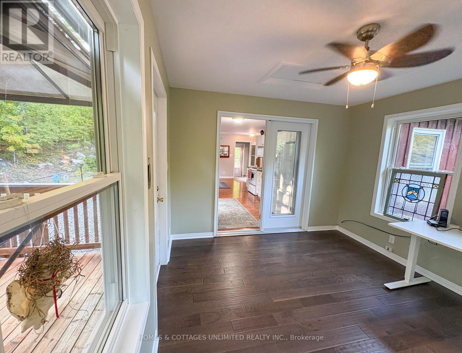 1037a Palmerston Crescent, Frontenac, Ontario  K0H 2R0 - Photo 19 - X12399745