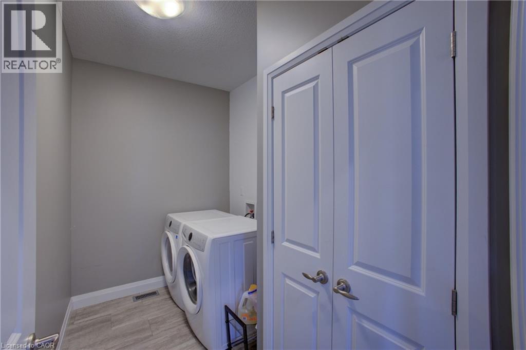 274 Mccourt Place, Atwood, Ontario  N0G 1B0 - Photo 11 - 40769228