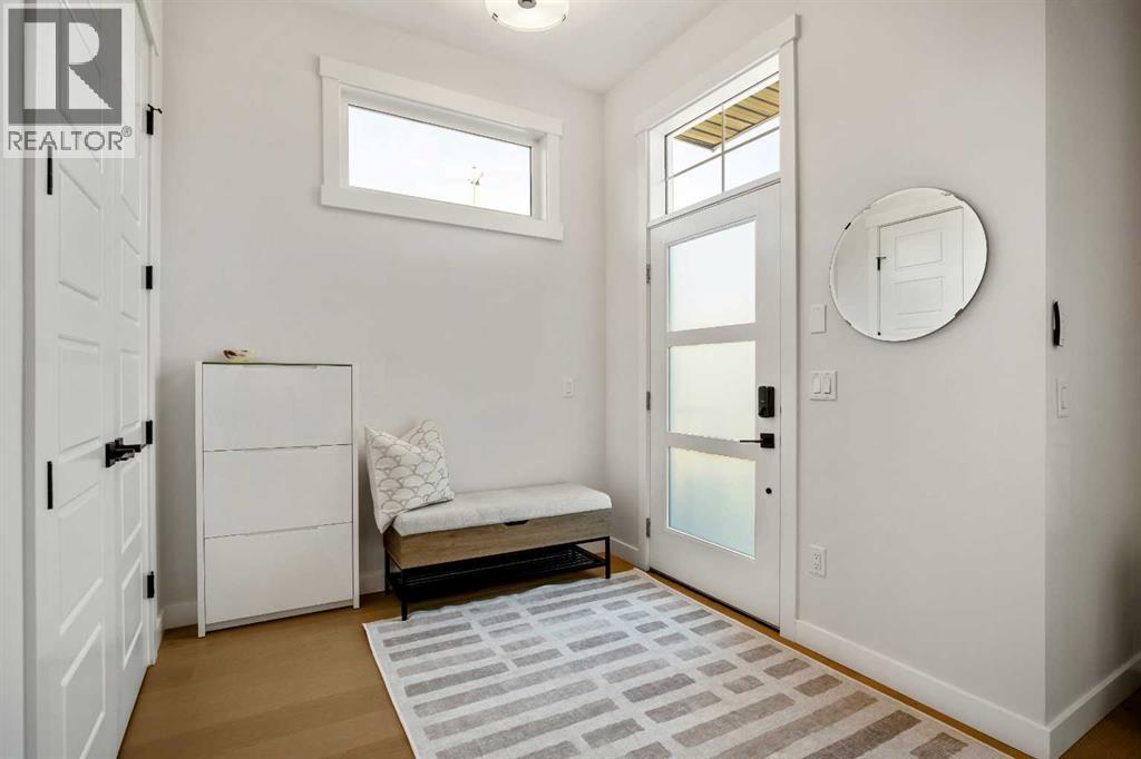 4535 20 Avenue Nw, Calgary, Alberta  T3B 0T7 - Photo 3 - A2247779