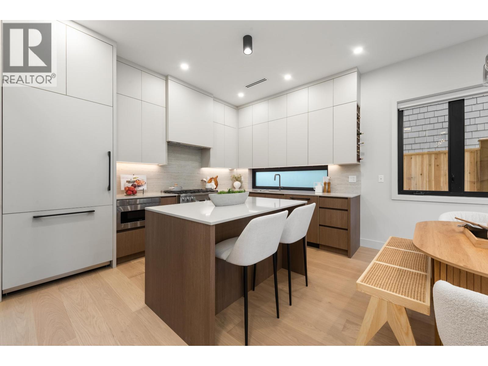 1 2635 W 12th Avenue, Vancouver, British Columbia  V6K 2P4 - Photo 10 - R3069837