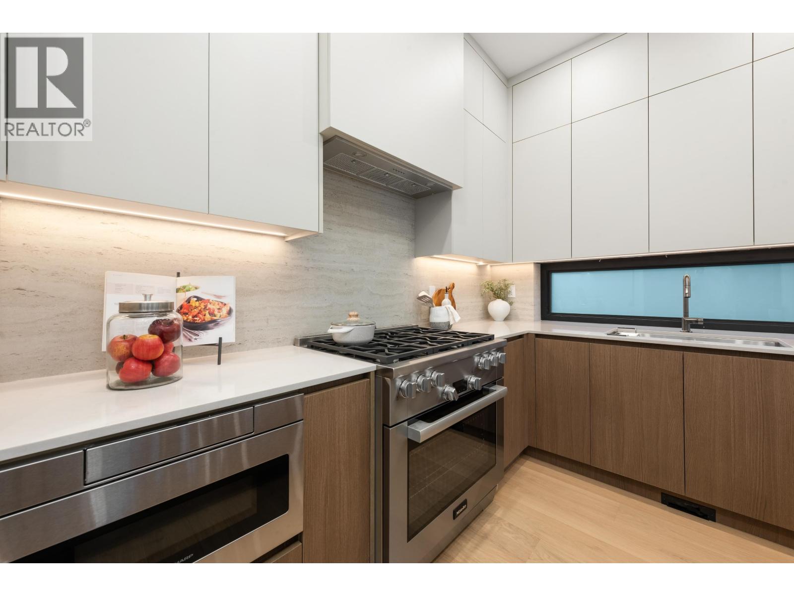 1 2635 W 12th Avenue, Vancouver, British Columbia  V6K 2P4 - Photo 15 - R3069837