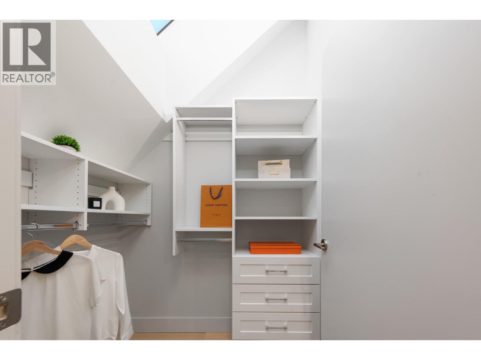 1 2635 W 12th Avenue, Vancouver, British Columbia  V6K 2P4 - Photo 31 - R3069837