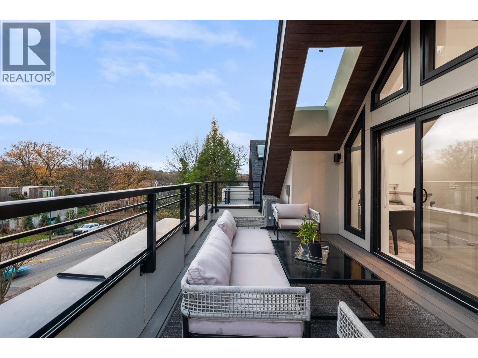 1 2635 W 12th Avenue, Vancouver, British Columbia  V6K 2P4 - Photo 35 - R3069837