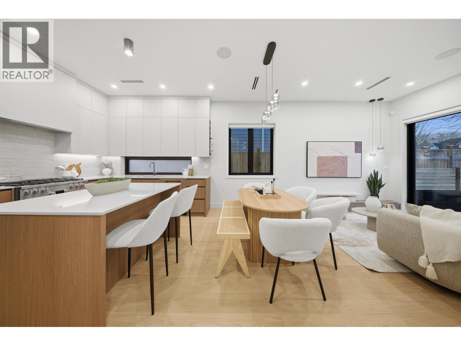 1 2635 W 12th Avenue, Vancouver, British Columbia  V6K 2P4 - Photo 5 - R3069837