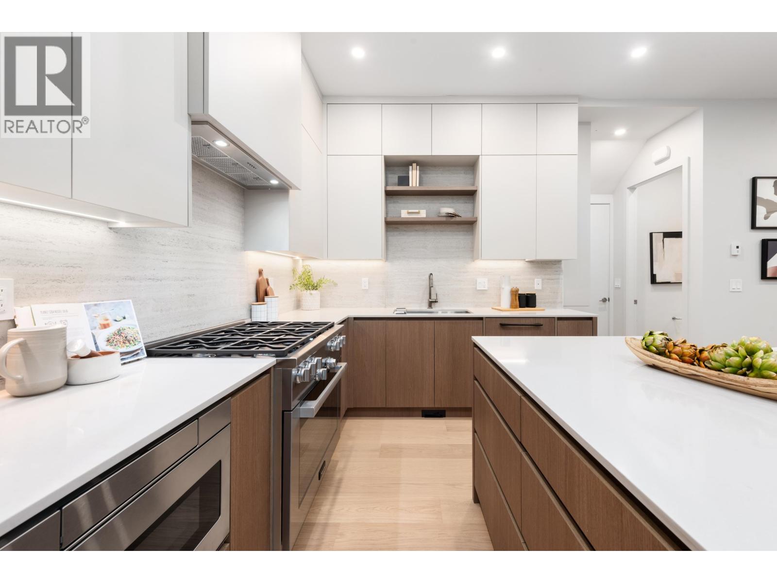 2 2635 W 12th Avenue, Vancouver, British Columbia  V6K 2P4 - Photo 13 - R3069840