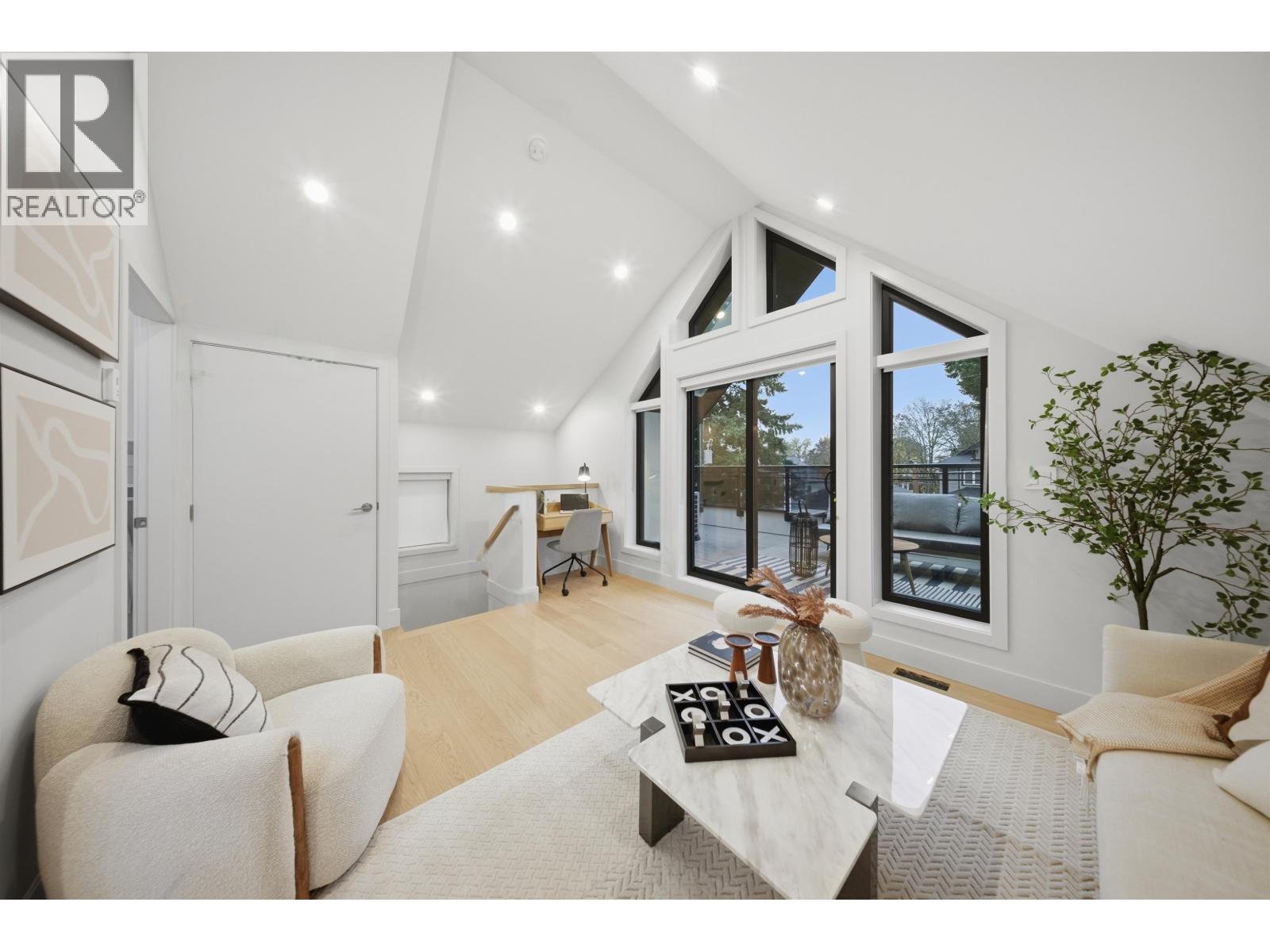 2 2635 W 12th Avenue, Vancouver, British Columbia  V6K 2P4 - Photo 29 - R3069840