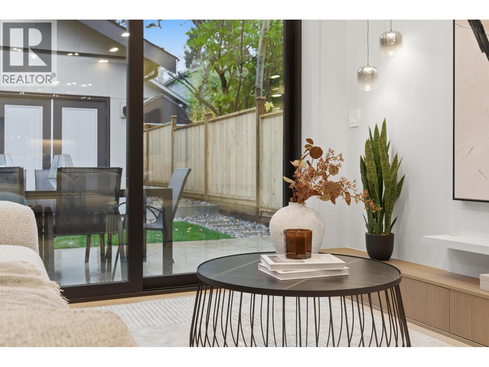 2 2635 W 12th Avenue, Vancouver, British Columbia  V6K 2P4 - Photo 6 - R3069840